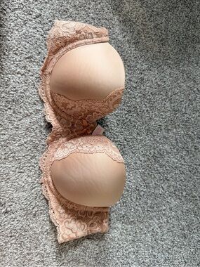 Victoria's Secret Lace-Trim strapless Padded Bra - Blush Pink